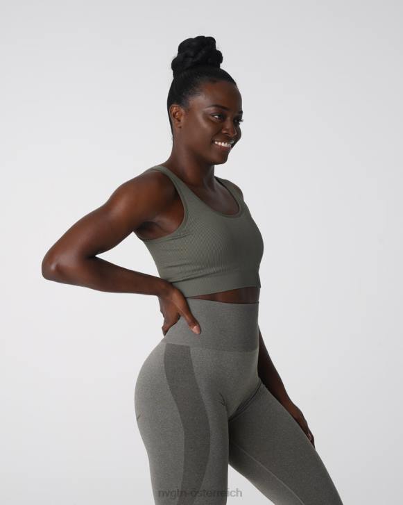 Fitness Frauen NVGTN 6J66142 Khakigrün Nahtloser, gerippter BH „Desire“.