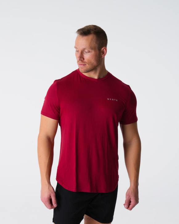 Spitzen Männer NVGTN 6J66764 purpurrot T-Shirt mit technischer Passform